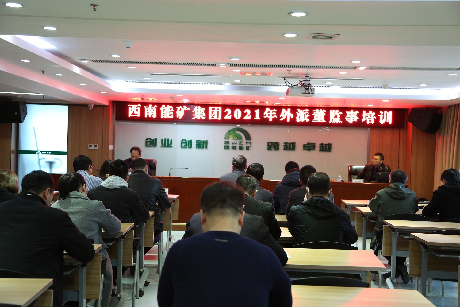 1638418349539254.jpg UR0A9277.JPG