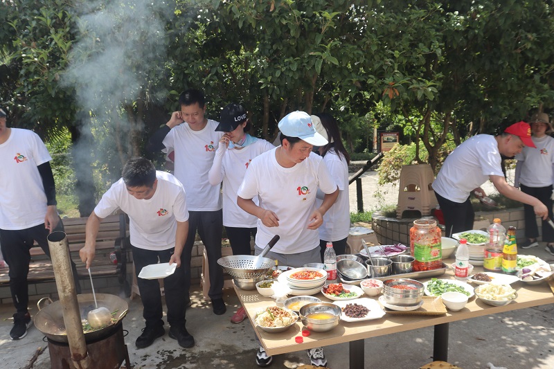 1661305673352137.jpg 埋鍋造飯.jpg