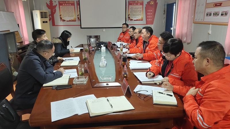 集團(tuán)公司黨委書記、董事長(zhǎng)趙震海調(diào)研指導(dǎo)摩天沖項(xiàng)目 (2).jpg