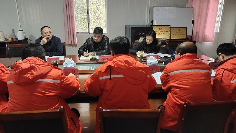 集團(tuán)公司黨委書記、董事長(zhǎng)趙震海調(diào)研指導(dǎo)摩天沖項(xiàng)目 (3).jpg